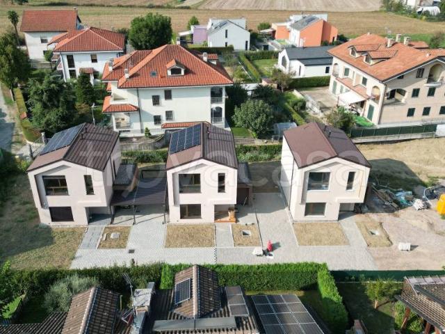 Villa Indipendente in vendita a La Piana, San Raffaele Cimena