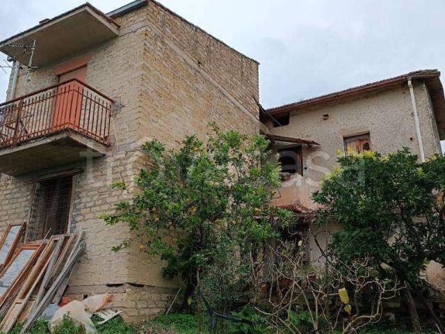 Villa Indipendente in vendita a Salto Di Fondi, Lazio