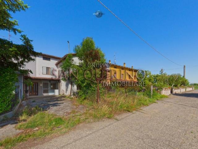 Villa Indipendente in vendita a Bassa Reggiana, Re