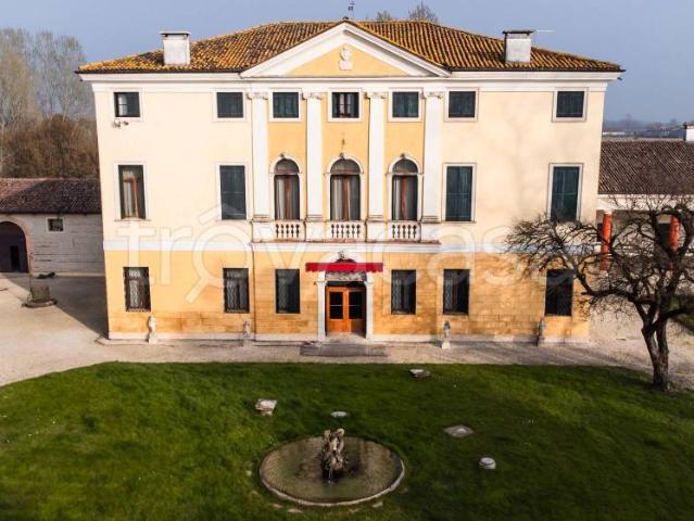 Villa Indipendente in vendita a Sandrigo, Veneto