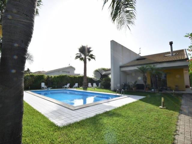 Villa Indipendente in vendita a Caucana, Santa Croce Camerina
