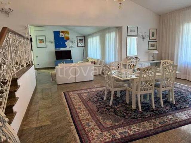 Villa Indipendente in vendita a Santa Croce Sull'arno, Toscana