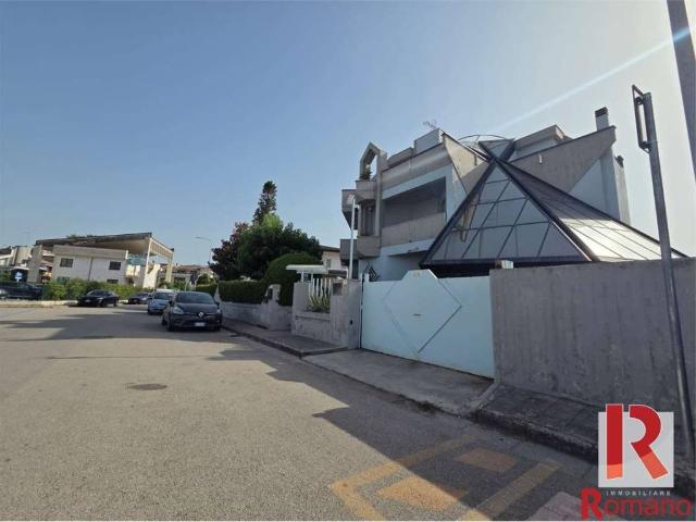 Villa Indipendente in vendita a Santa Maria Capua Vetere