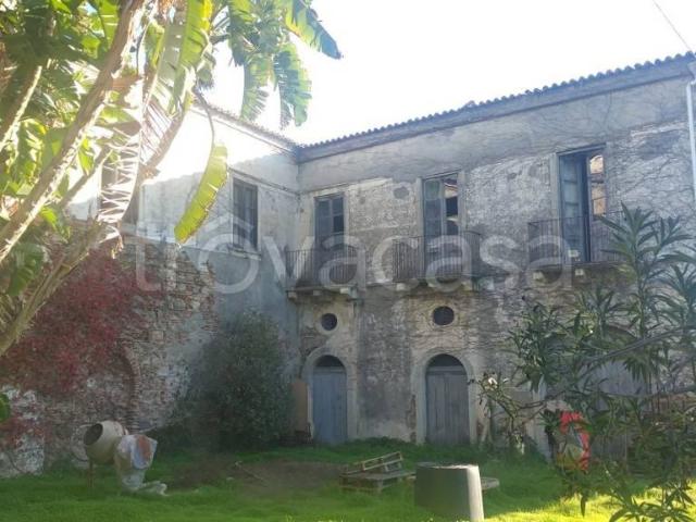 Villa Indipendente in vendita a Santa Teresa Di Riva, Sicilia