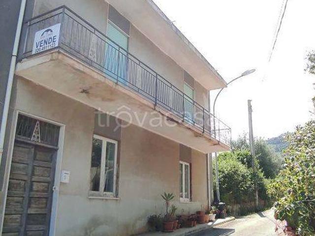 Villa Indipendente in vendita a Sant'agata Di Militello, Sicilia