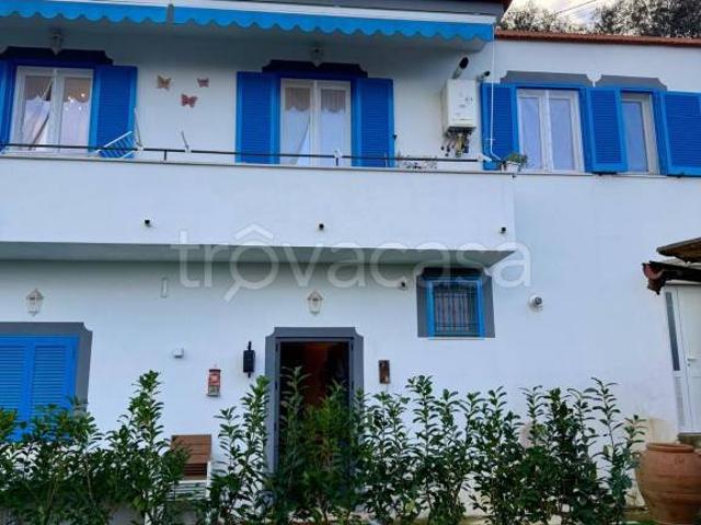 Villa Indipendente in vendita a Sant'agnello, Campania