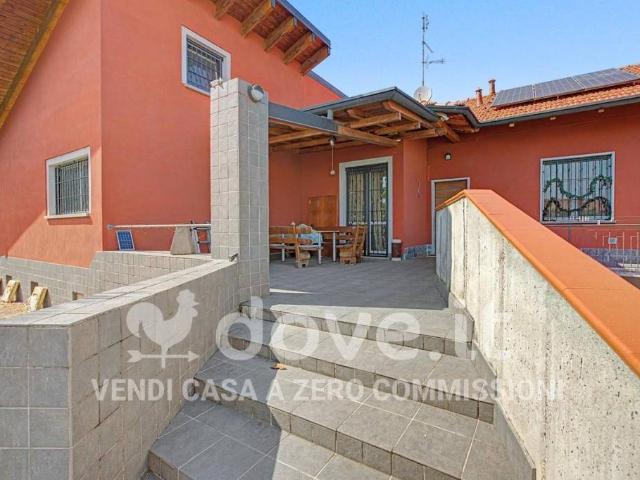 Villa Indipendente in vendita a Cassina Ferrara, Saronno