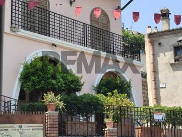 Villa Indipendente in vendita a Savoca, Sicilia