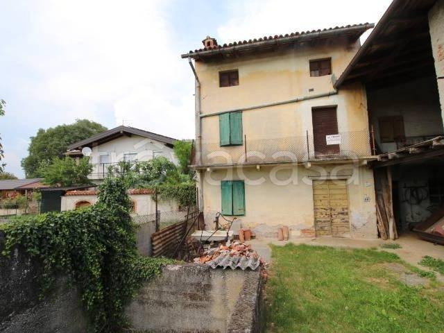 Villa Indipendente in vendita a Škrlje, Savogna d'Isonzo / Sovodnje ob Soči