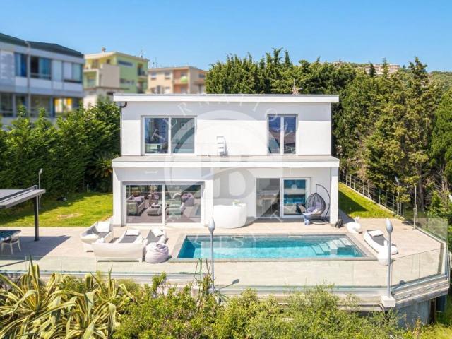 Villa Indipendente in vendita a Albisola Capo, Liguria