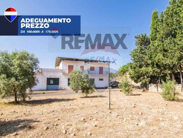 Villa Indipendente in vendita a Scordia, Sicilia