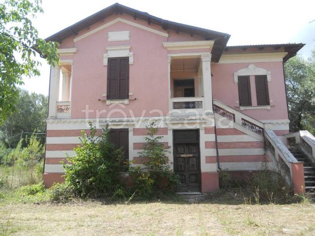 Villa Indipendente in vendita a Scurcola Marsicana, Abruzzo