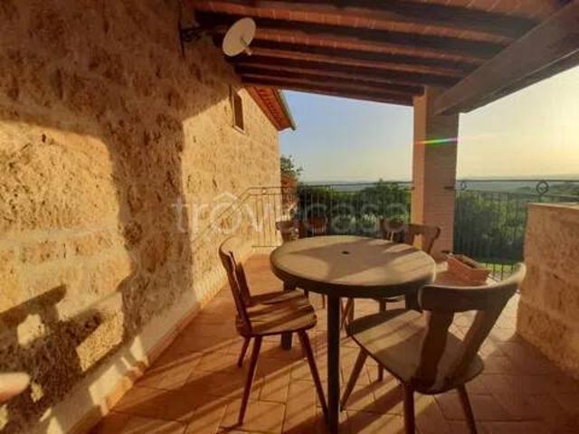 Villa Indipendente in vendita a Semproniano, Grosseto