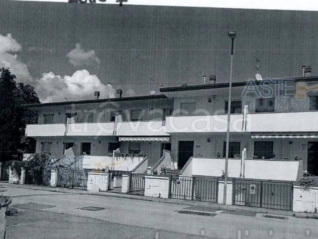 Villa Indipendente in vendita a Serravalle Pistoiese, Toscana