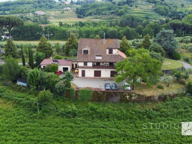 Villa Indipendente in vendita a Ponte Stella, Serravalle Pistoiese