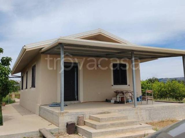 Villa Indipendente in vendita a Solarino, Sicilia