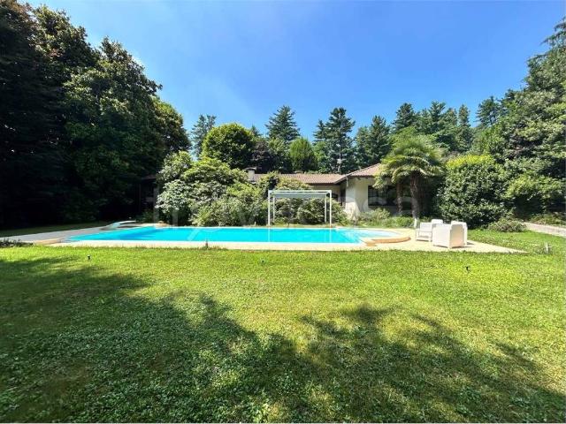 Villa Indipendente in vendita a Mezzana, Somma Lombardo