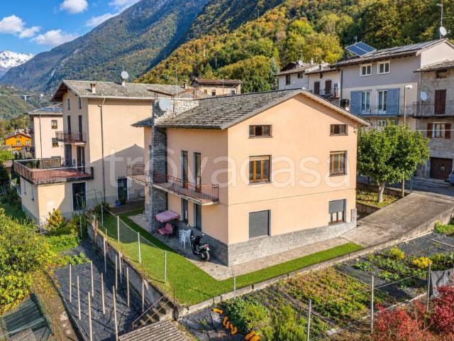 Villa Indipendente in vendita a Sondrio, Lombardia