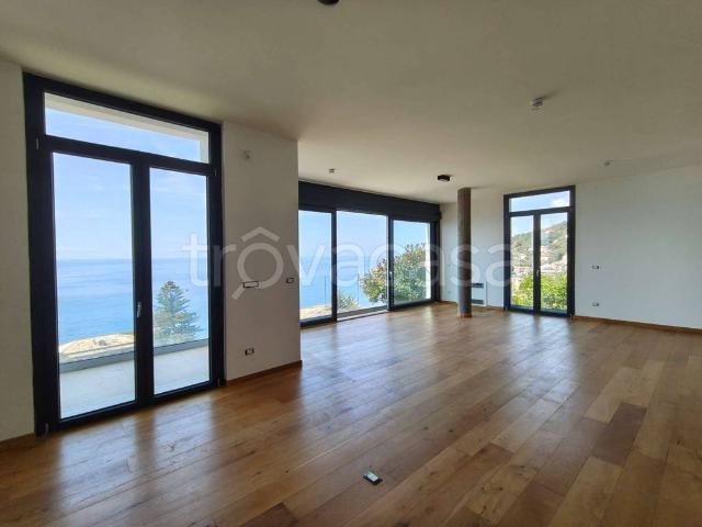 Villa Indipendente in vendita a San Bartolomeo, Sori