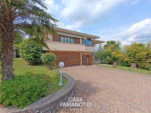 Villa Indipendente in vendita a Piemonte, Novara