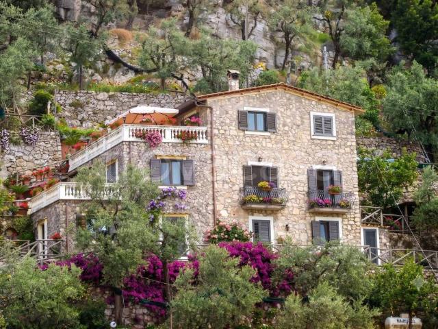 Villa Indipendente in vendita a Santa Lucia, Sorrento