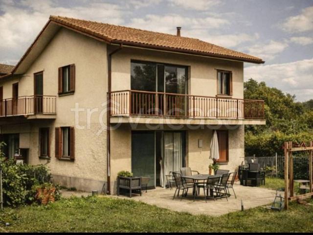 Villa Indipendente in vendita a Bercio, Sotto Il Monte Giovanni