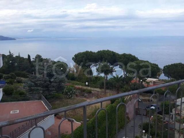 Villa Indipendente in vendita a Calabria, Catanzaro