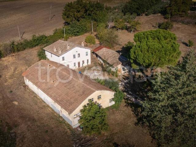 Villa Indipendente in vendita a Cascinano, Spoleto