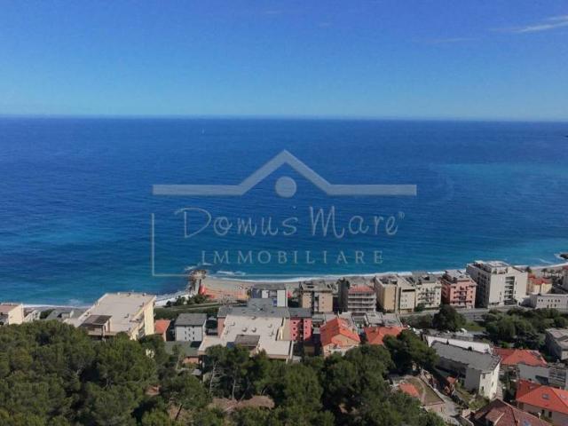 Villa Indipendente in vendita a Spotorno, Liguria