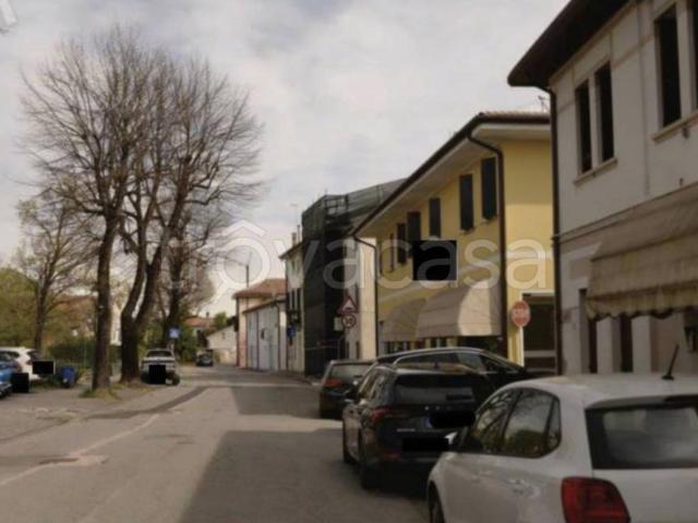 Villa Indipendente in vendita a Lovadina, Spresiano