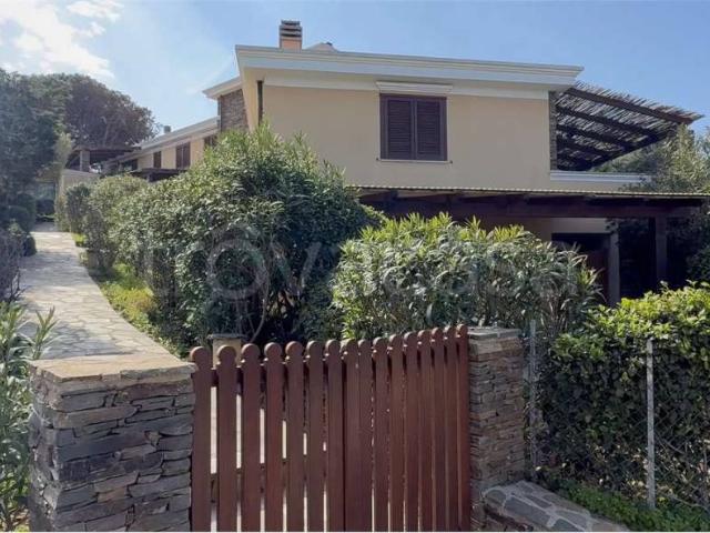 Villa Indipendente in vendita a Stintino, Sardigna/Sardegna
