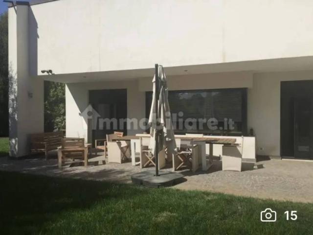 Villa Indipendente in vendita a Stra, Venezia