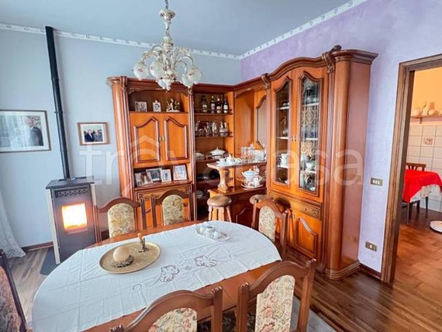 Villa Indipendente in vendita a Suisio, Lombardia