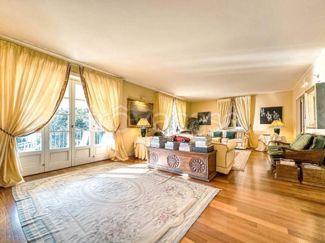 Villa Indipendente in vendita a Pallanza, Piemonte