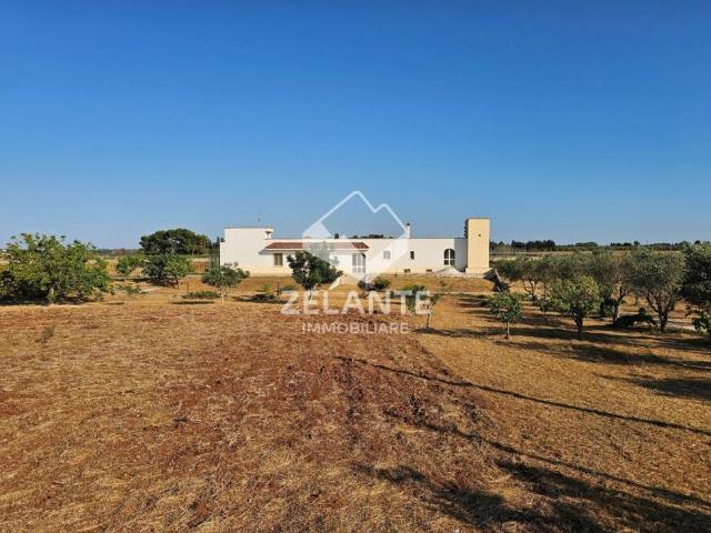 Villa Indipendente in vendita a Puglia, Lecce