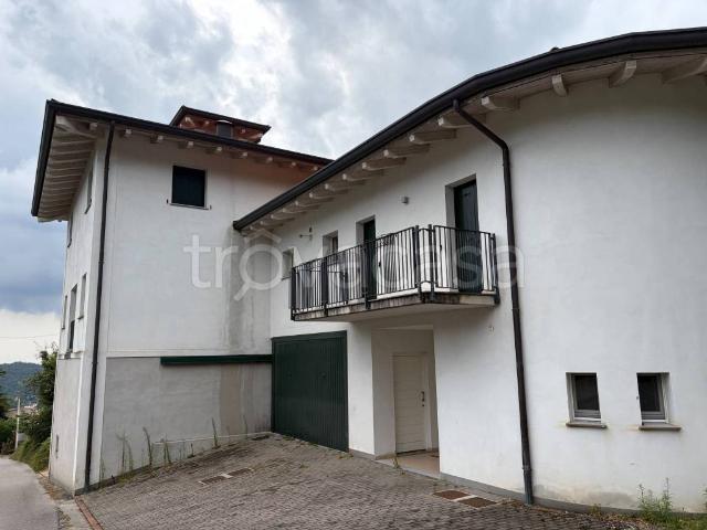 Villa Indipendente in vendita a Ciseriis, Tarcento / Tarcint