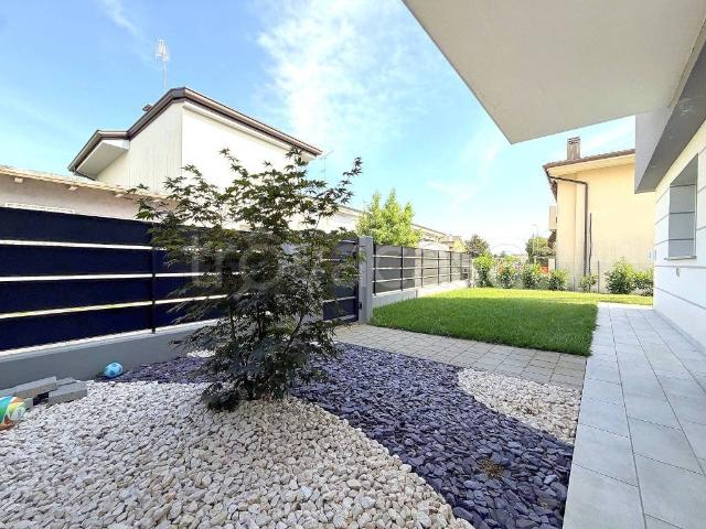 Villa Indipendente in vendita a Colugna / Culugne, Tavagnacco / Tavagnà