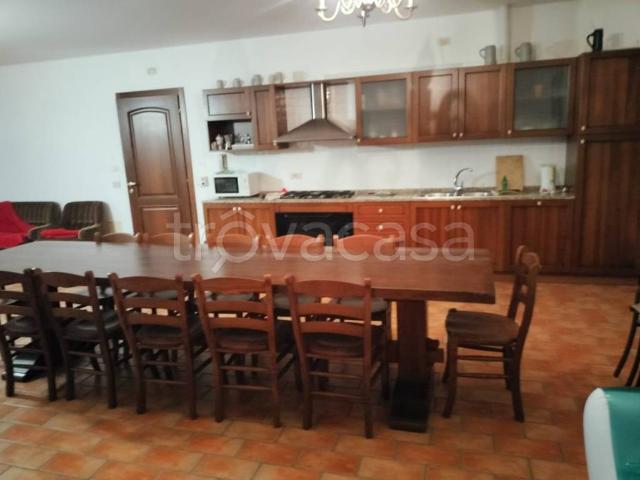 Villa Indipendente in vendita a Pirano Alto, Marche