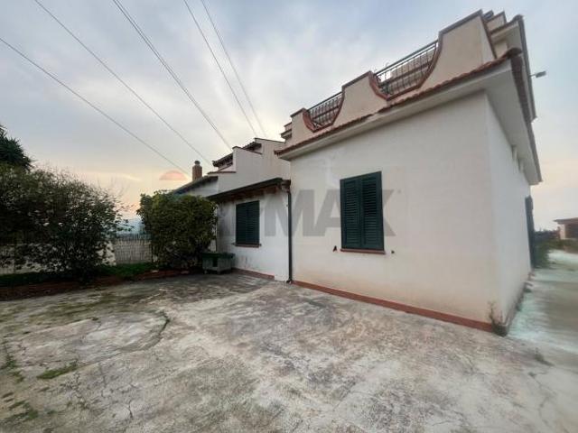 Villa Indipendente in vendita a Termini Imerese, Sicilia