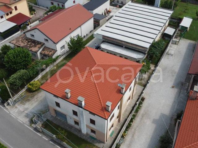Villa Indipendente in vendita a Tezze Sul Brenta, Veneto