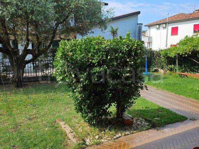 Villa Indipendente in vendita a Tezze Sul Brenta, Veneto