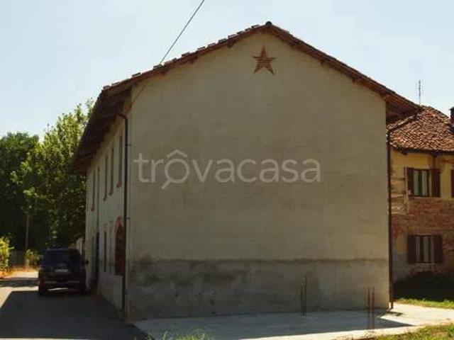 Villa Indipendente in vendita a Piemonte, Asti