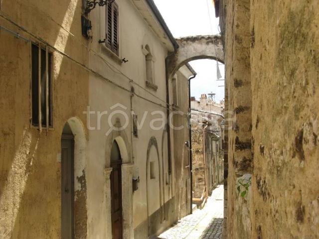 Villa Indipendente in vendita a Tocco Casauria, Abruzzo