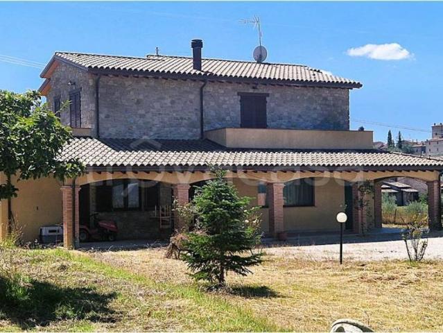 Villa Indipendente in vendita a Izzalini, Umbria