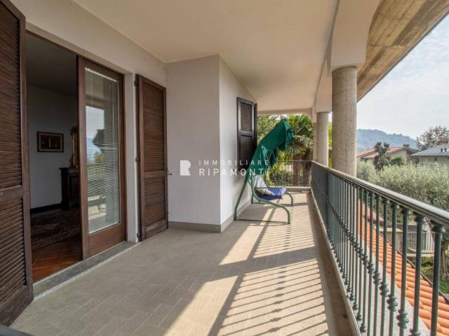 Villa Indipendente in vendita a Torre De' Busi, Lombardia