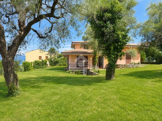 Villa Indipendente in vendita a Coi, Torri Del Benaco