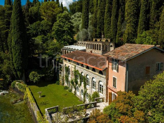 Villa Indipendente in vendita a Comunità Montana Parco Alto Garda bresciano, Gargnano