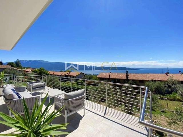 Villa Indipendente in vendita a Comunità Montana Parco Alto Garda bresciano, Toscolano Maderno