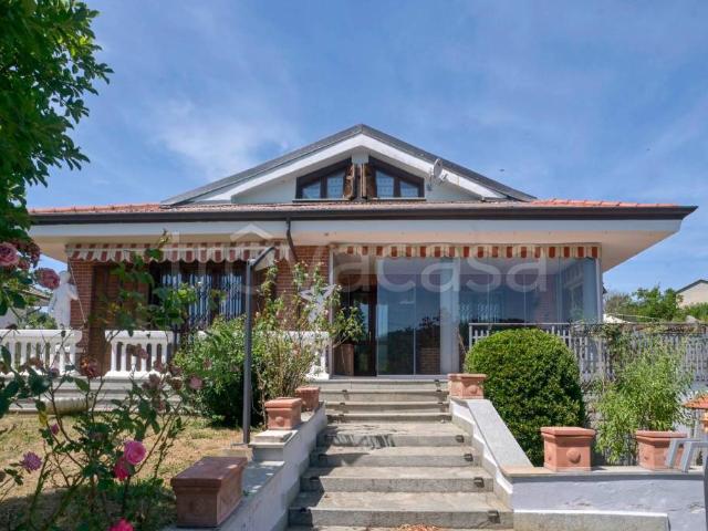 Villa Indipendente in vendita a San Bernardino, Piemonte