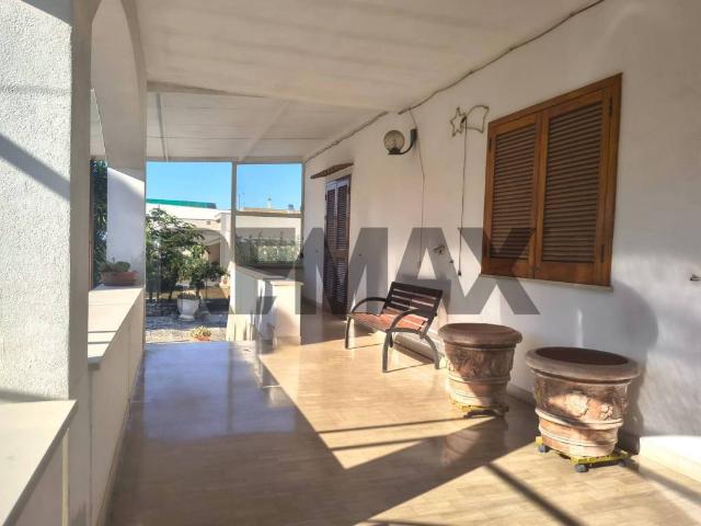 Villa Indipendente in vendita a Puglia, Barletta-andria-trani